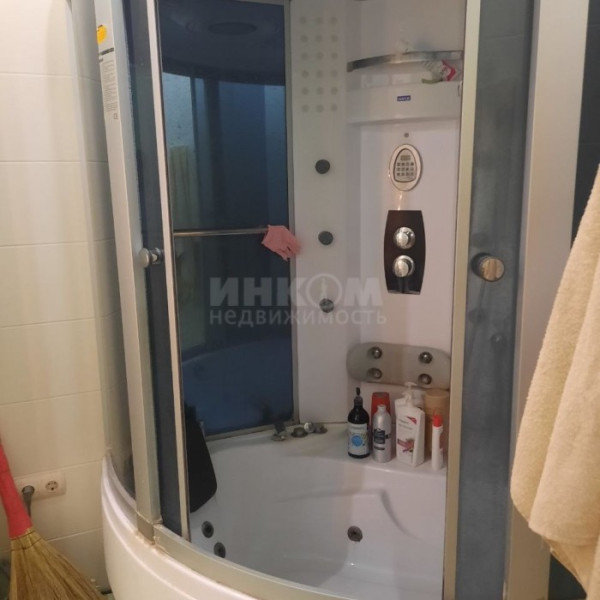 Фото Продам 3квартиру в Жовтневом районе.