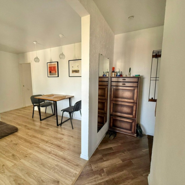 Фото Продам 3-кк с АВТОНОМНЫМ ОТОПЛЕНИЕМ KB. Ватутина (напротив ВНУ им.Даля) 5 этаж 5-го дома.