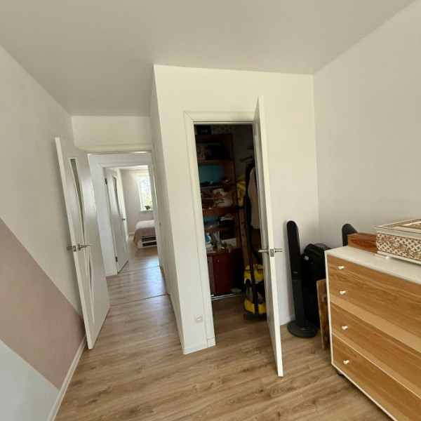 Фото Продам 3-кк с АВТОНОМНЫМ ОТОПЛЕНИЕМ KB. Ватутина (напротив ВНУ им.Даля) 5 этаж 5-го дома.