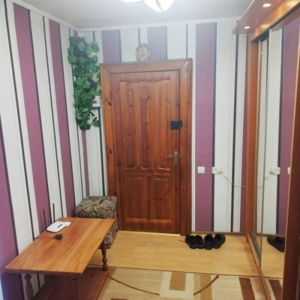 Фото № 6949 Продам 3х комн. квартиру в р-не маг. "Донбасс"