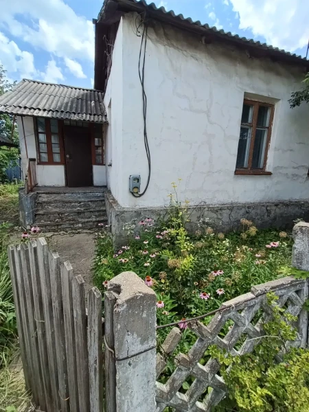 Фото Продаётся 3-комнатный дом в городе Брянка, ул. Народная.