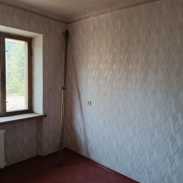 Фото Продам комнату в коммунальной квартире на кв. Гаевой (р-н маг. Маяк)