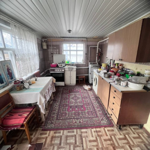 Продам дом по улице Новокожевенной