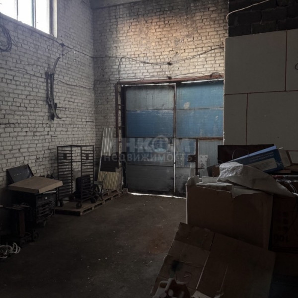 Фото База 425м2 Александровск г. Луганск