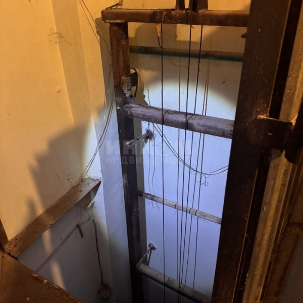 Фото База 425м2 Александровск г. Луганск