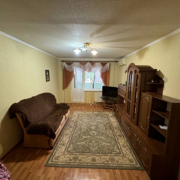 Фото Продам 4- х комн. квартиру на кв. Степном