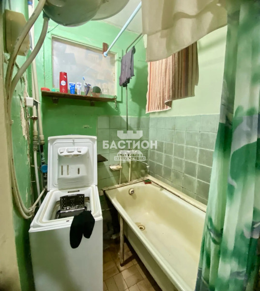 Фото Продаётся трёхкомнатная квартира, 43,7 м²