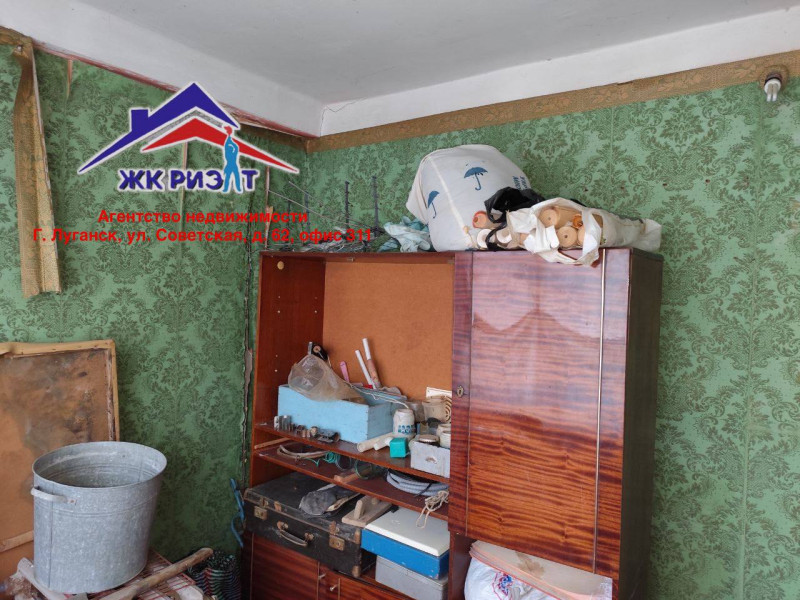 Фото Четырехкомнатная квартира на 50-лет Октября