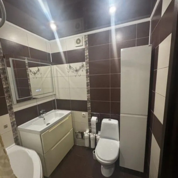 Фото Продам 2-х комн квартиру в Центре г Луганск кв Димитрова