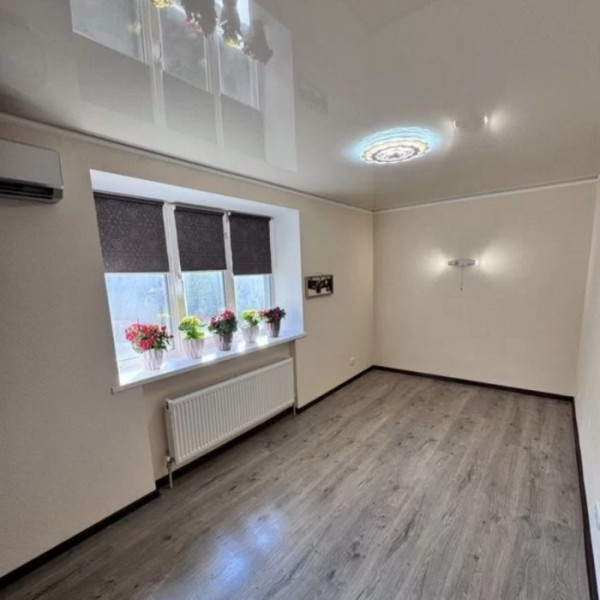 Фото Продам 2-х комн квартиру в Центре г Луганск кв Димитрова