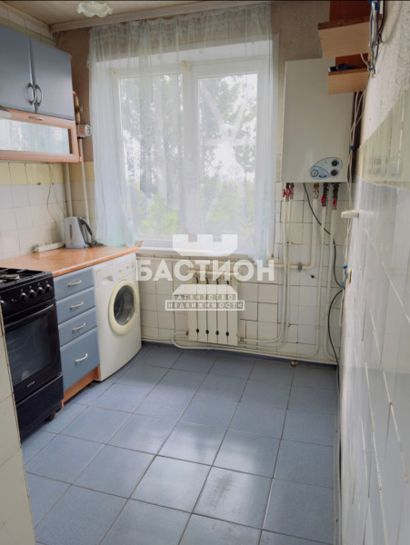 Фото 3-х комнатная квартира, кв. Комарова, 34 ID:1990637