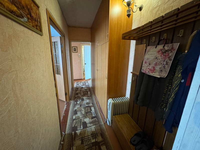 Фото Краснодон, 3х-комнатная квартира, кв. Советский, д. 2