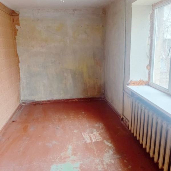 Фото Продам 2-х комнатную квартиру ул. 15- я линия ( самый центр)