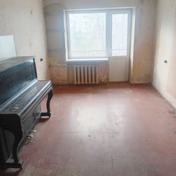 Фото Продам 2-х комнатную квартиру ул. 15- я линия ( самый центр)