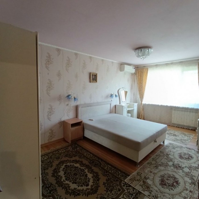 Фото Продам 3-х комнатную квартиру на кв 30-лет Победы.