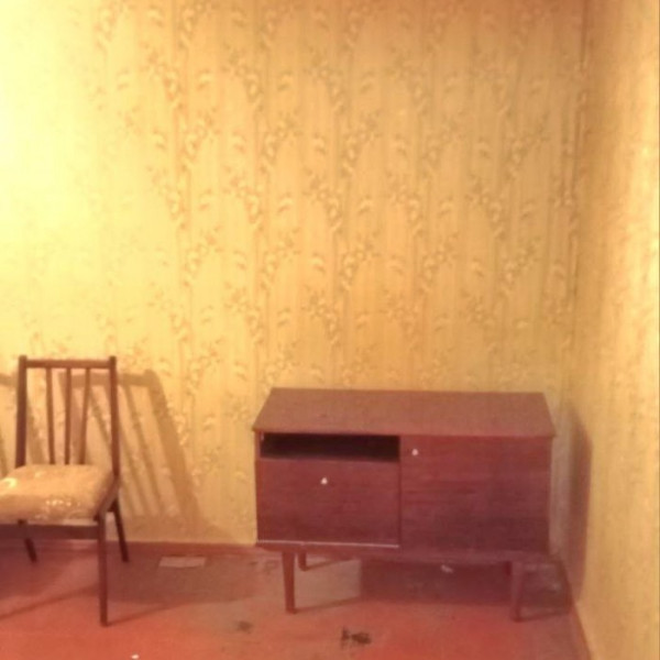 Фото Продам 2-ком квартиру на кв. Жукова, г.Луганск.