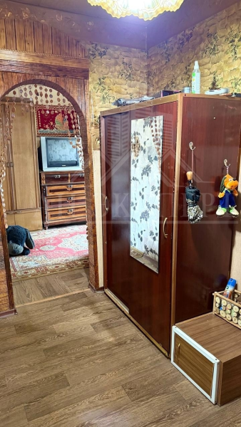 Сдам 3-х комнатную квартиру на длительный срок (г. Кировск, кв. Центральный, д. 9)