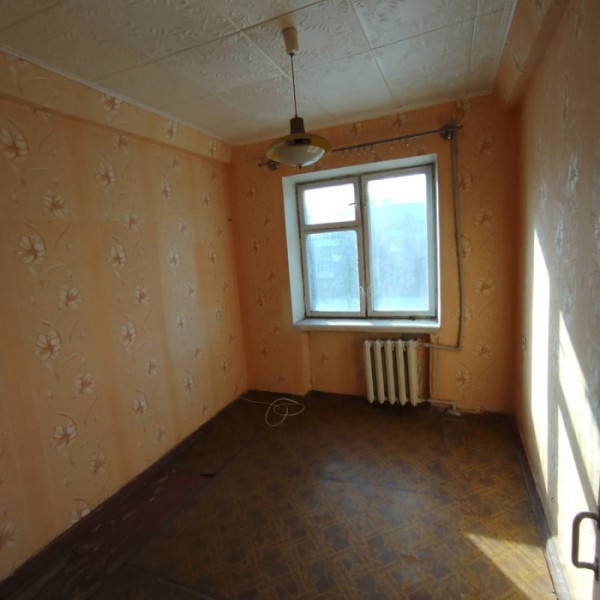 Фото № 6272 Продам 3х комн. квартиру в р-не СМ "Семья"