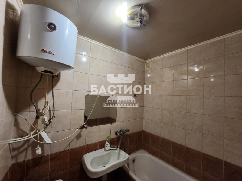 Фото 2-комнатная квартира, кв.Комарова, 33 ID:1917962