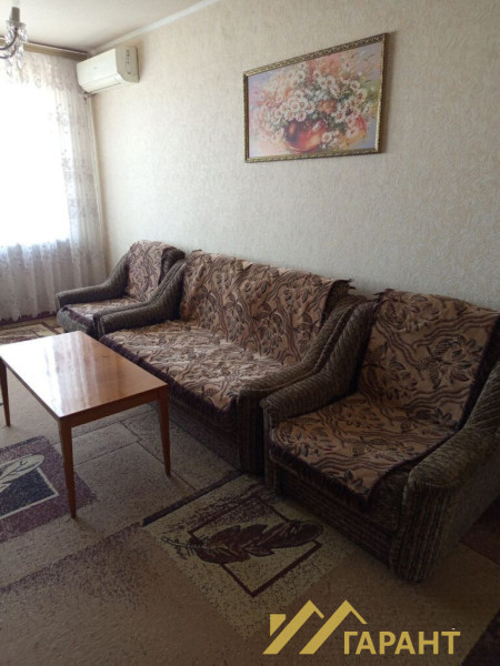 Фото 3-к квартира пр-т Металлургов г.Алчевск#1383