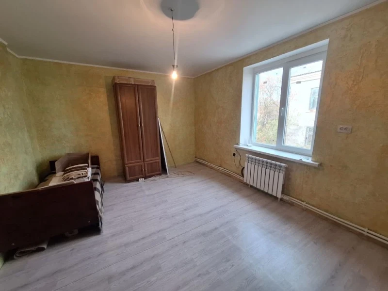 Фото Продаётся 3‑комнатная квартира в городе Брянка, ул. Смоленская, д. 1.
