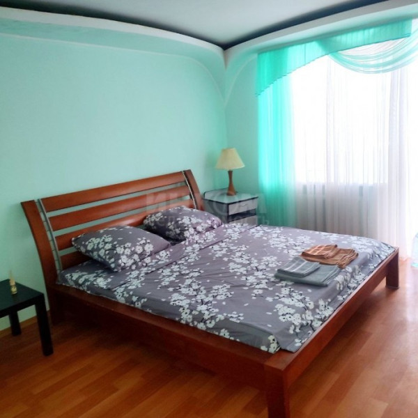 Фото Продам 3к квартиру в центре Луганска