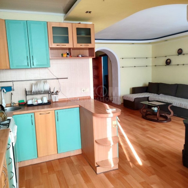 Фото Продам 3к квартиру в центре Луганска