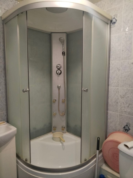Фото Продам 2-х комнатную квартиру в г. Луганске, квартал Ватутина. 5/5 эт.