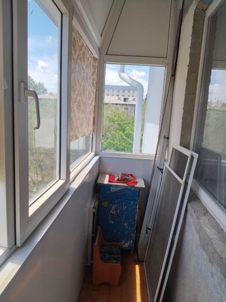 Фото Продам 2-х комнатную квартиру в г. Луганске, квартал Ватутина. 5/5 эт.