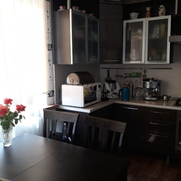 Фото Продам дом 170 м2 в городе Свердловск, ул. Кленовый