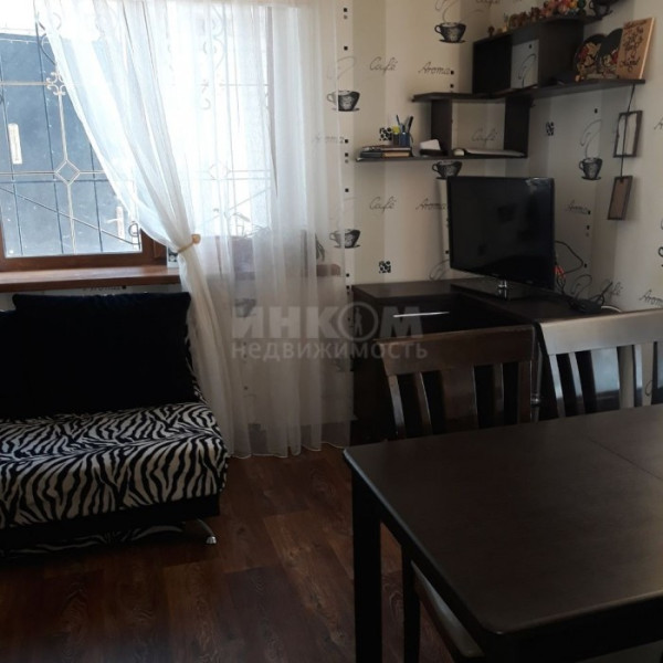 Фото Продам дом 170 м2 в городе Свердловск, ул. Кленовый