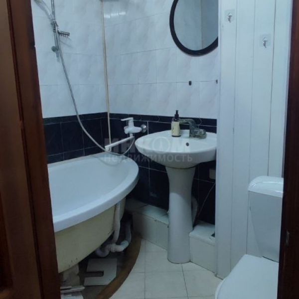 Фото Продам 3к на Солнечном 12