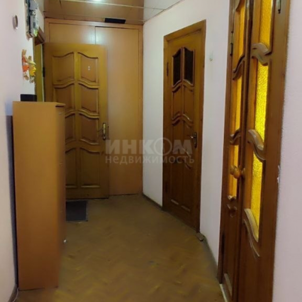 Фото Продам 3к на Солнечном 12