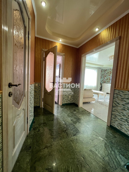 Фото Продаётся двухкомнатная квартира, 70 м²