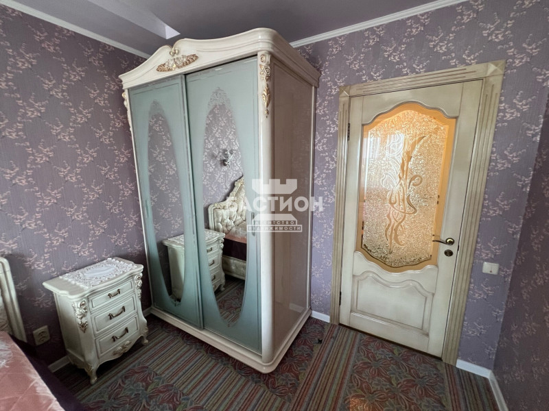 Фото Продаётся двухкомнатная квартира, 70 м²