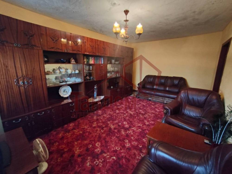 Фото Продажа 2‑комнатной квартиры 58 м² в квартале Якира в Луганске - Объект №126