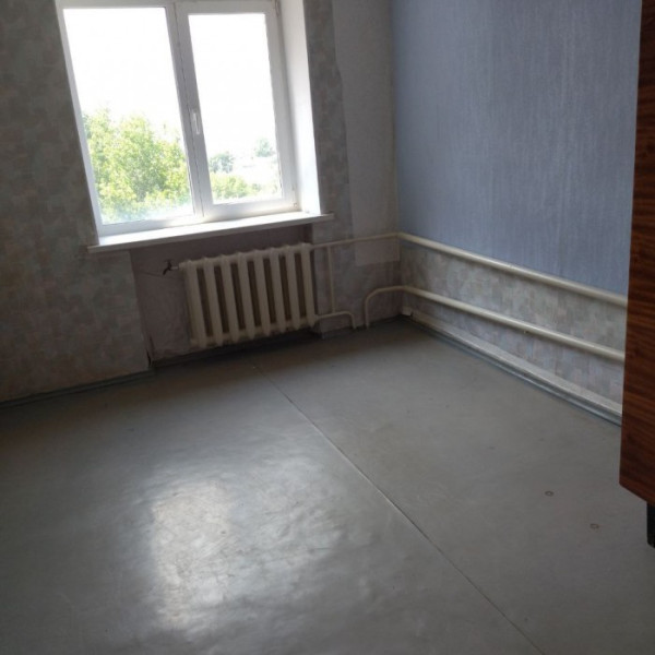 Продам 3 комнатную квартиру в центре, р-он таксопарка