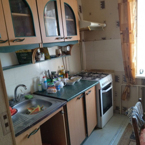 Фото Продам 3 комнатную квартиру в центре, р-он таксопарка