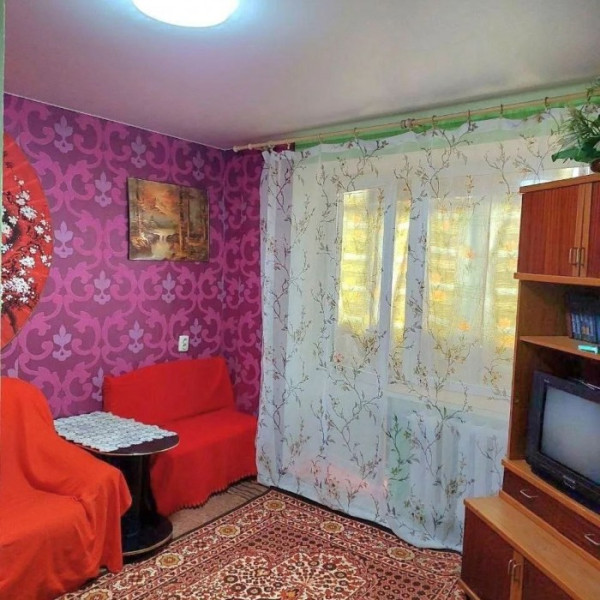 Фото Продам 1-к квартиру г. Луганск, кв. Восточный
