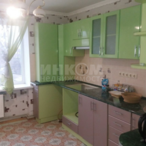 Фото Продам 4-х комнатную квартиру, пгт. Станица Луганская (р-н рыбхоза)