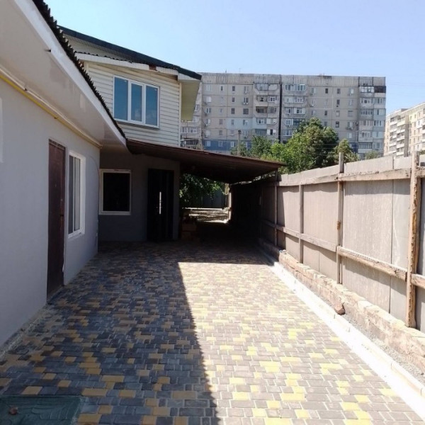 Продам дом ,двухэтажный 117м2 .Ул . Новостройная