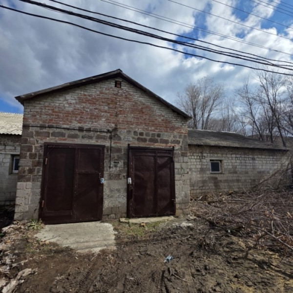 Продам склад 645м2, Луганск