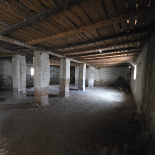 Фото Продам склад 645м2, Луганск