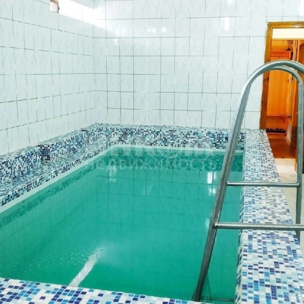 Фото Продам помещение в центре Луганска