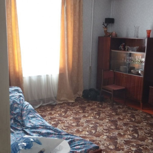 Фото № 7090 Продам 2х комн. квартиру в р-не Стоматологии