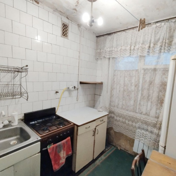 Фото Продам 2-х комнатную квартиру на кв. Комарова