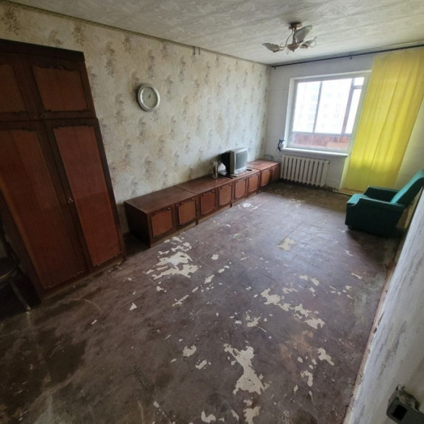 Фото продам 2к кв. ватутина с А.О.