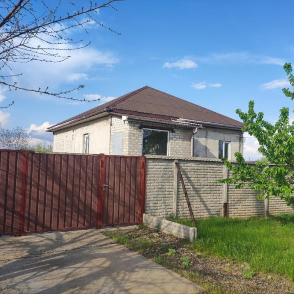 Дом 100м2 пос. Металлист