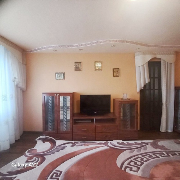 Фото № 6686 Продам 3х комн. квартиру в р-не маг. "Семейный"