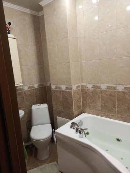 Фото Квартира г. Алчевск (ул. Ленина, 120)